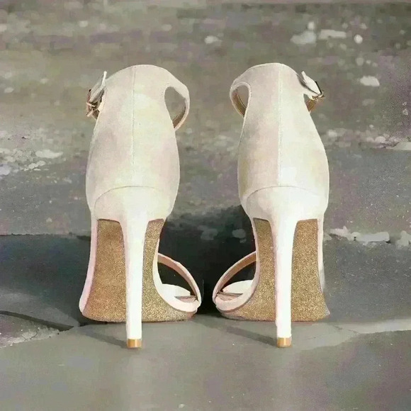 NEW NIB Boohoo Julia Two Part Glitter Sole Stiletto Heel Sandal, Nude - Picture 4 of 5